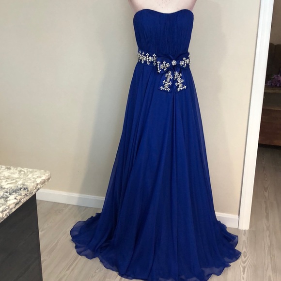 Royal Blue chiffon with train - Picture 5 of 16